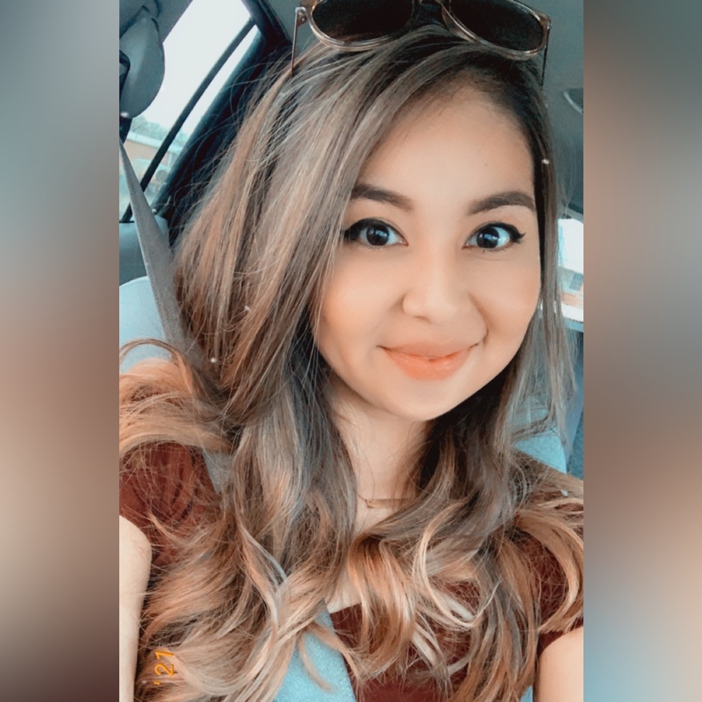 Meet your Posher, Kiana
